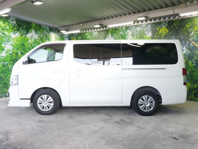 NISSAN NV350 CARAVAN 2018