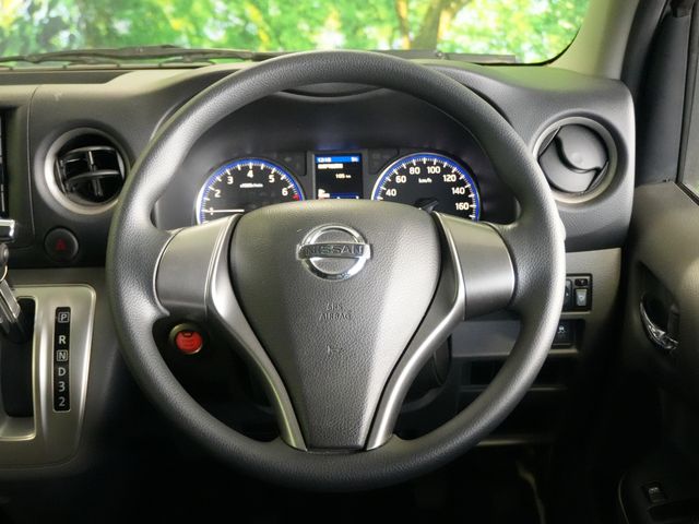 NISSAN NV350 CARAVAN 2018