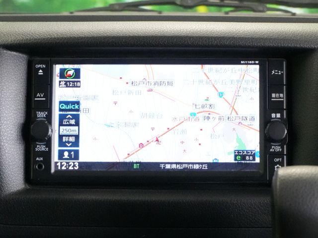 NISSAN NV350 CARAVAN 2018