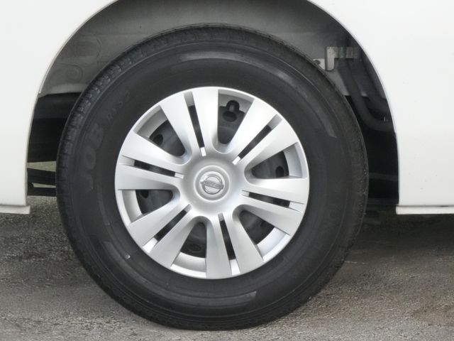 NISSAN NV350 CARAVAN 2018