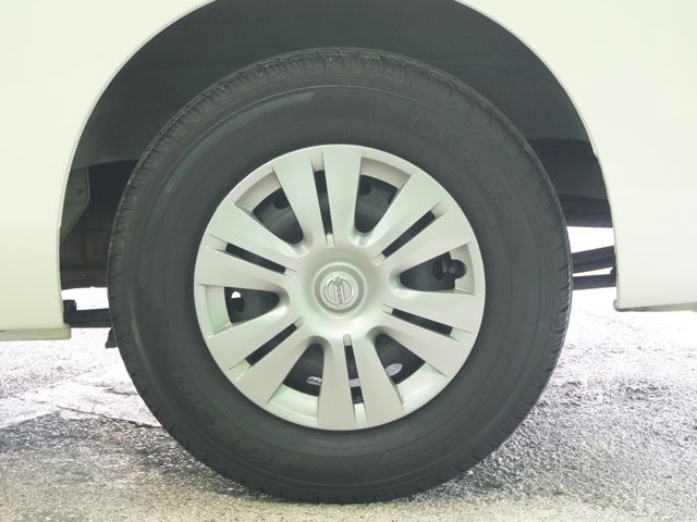 NISSAN NV350 CARAVAN 2018