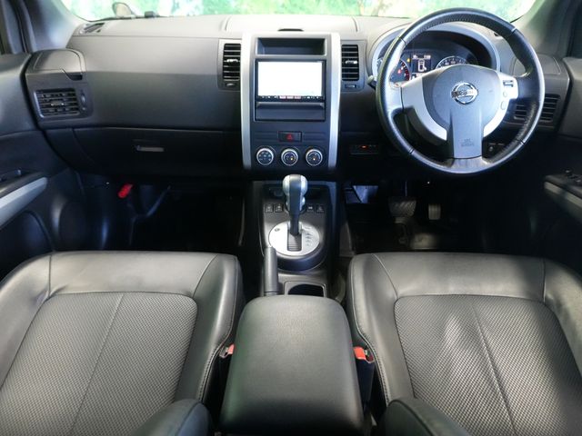 NISSAN X-TRAIL 4WD 2014