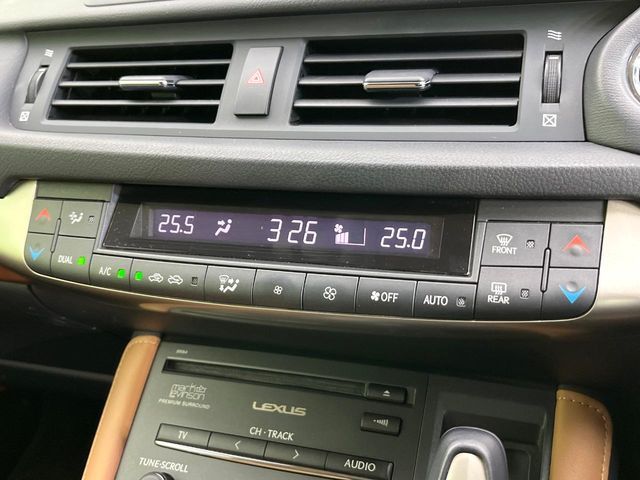 TOYOTA LEXUS CT200h 2014