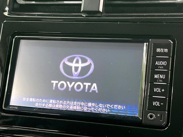 TOYOTA PRIUS 2017