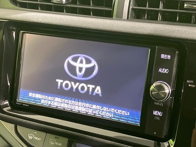 TOYOTA AQUA 2017