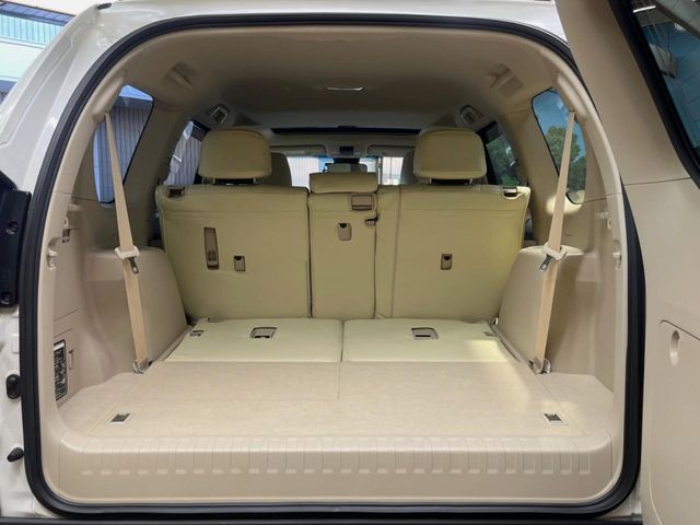 TOYOTA LANDCRUISER PRADO 2019