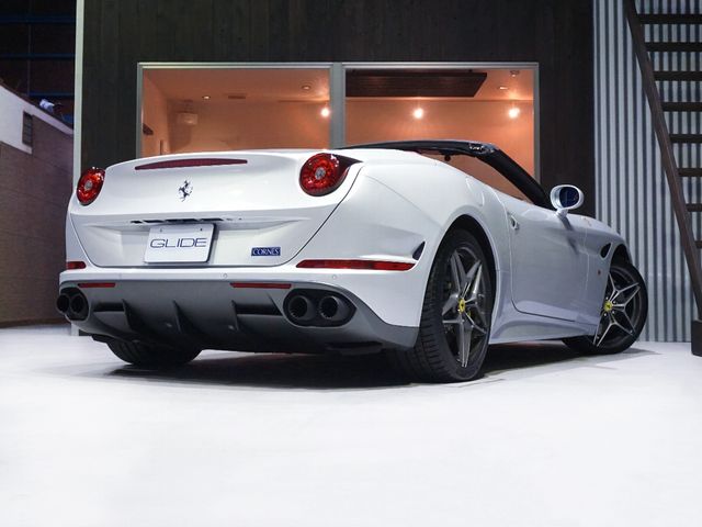 FERRARI FERRARI California T 2017