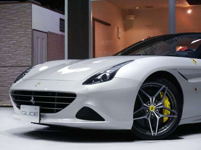 FERRARI FERRARI California T 2017