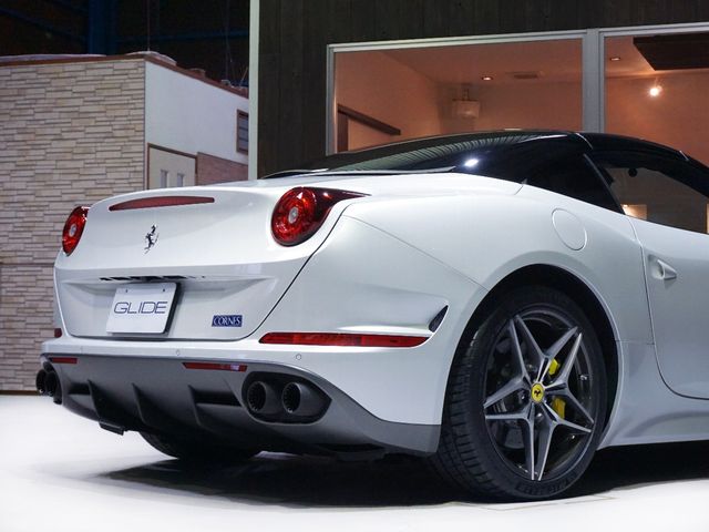 FERRARI FERRARI California T 2017