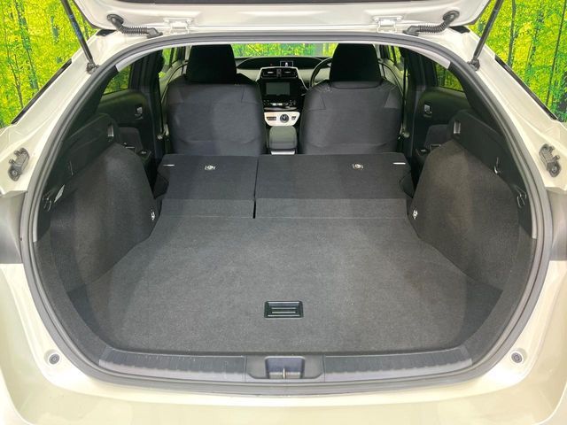 TOYOTA PRIUS 4WD 2018