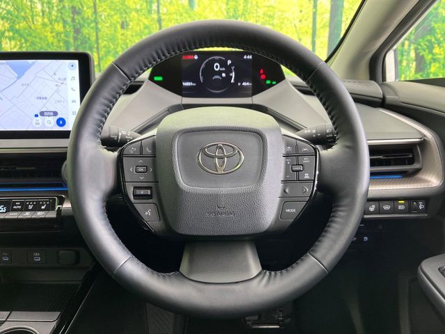TOYOTA PRIUS 4WD 2025
