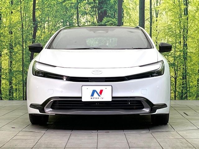 TOYOTA PRIUS 4WD 2025