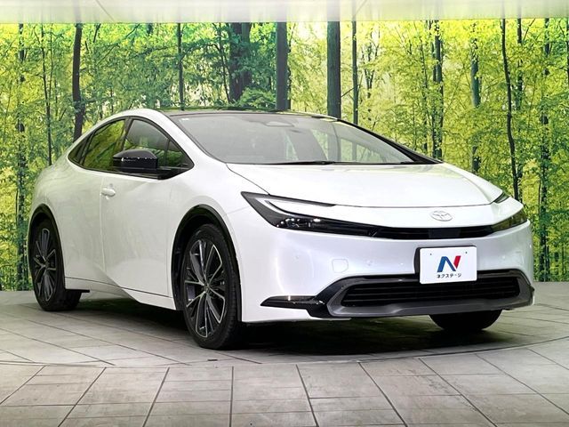 TOYOTA PRIUS 4WD 2025