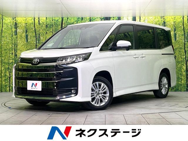 TOYOTA NOAH 4WD 2025 