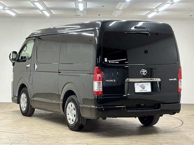 TOYOTA HIACE van 2WD 2023