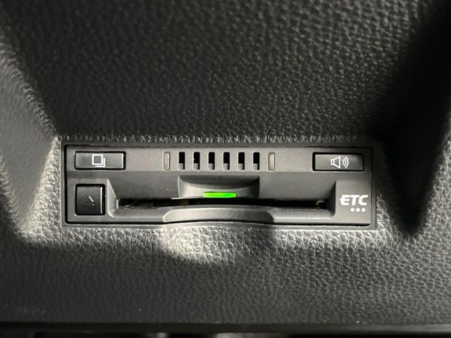 TOYOTA YARIS CROSS HYBRID 2023