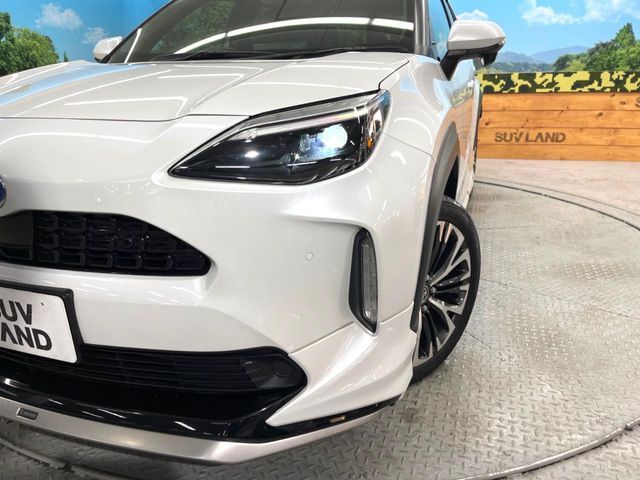 TOYOTA YARIS CROSS HYBRID 2023