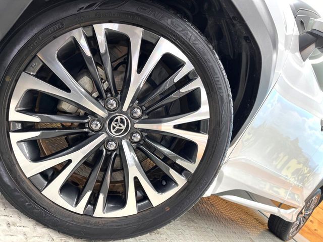 TOYOTA YARIS CROSS HYBRID 2023