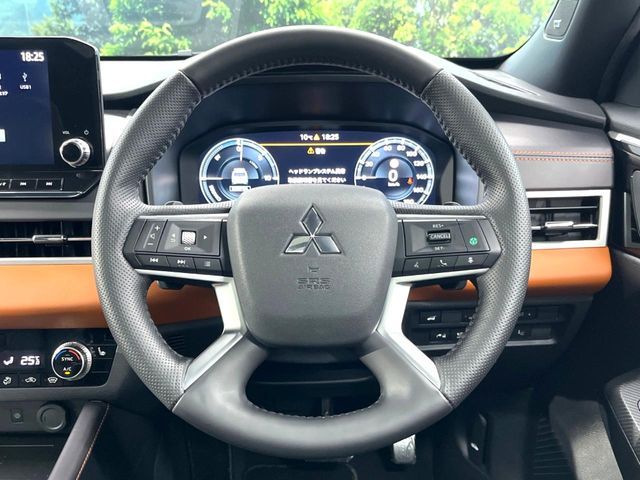 MITSUBISHI OUTLANDER PHEV 2023