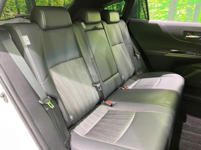 TOYOTA HARRIER 2WD 2022