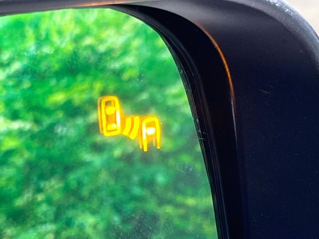 MITSUBISHI DELICA D:5 4WD 2023