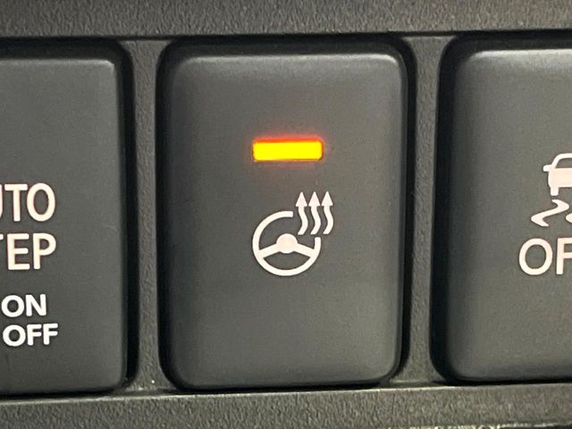 MITSUBISHI DELICA D:5 4WD 2023