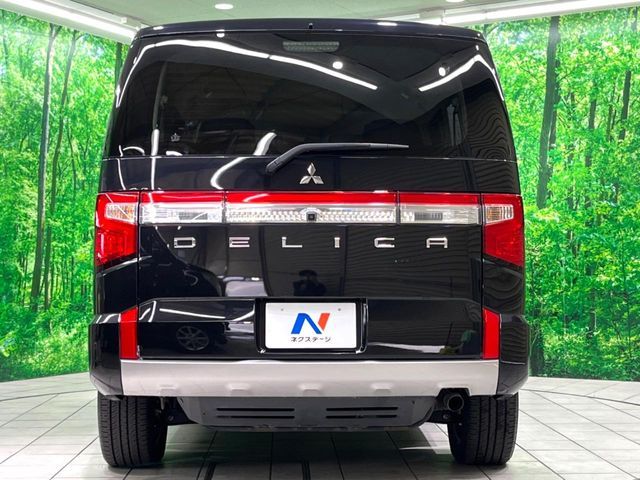 MITSUBISHI DELICA D:5 4WD 2023