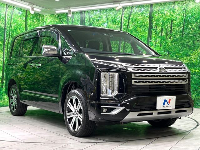 MITSUBISHI DELICA D:5 4WD 2023