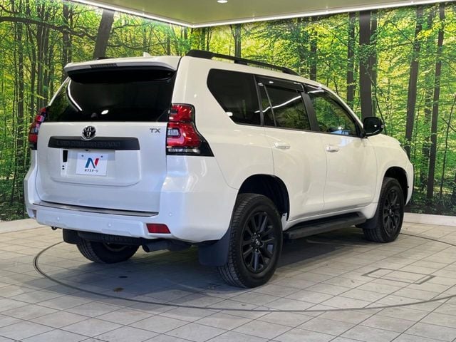 TOYOTA LANDCRUISER PRADO 2023