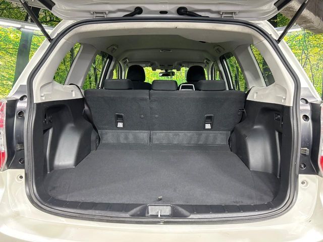 SUBARU FORESTER 2012