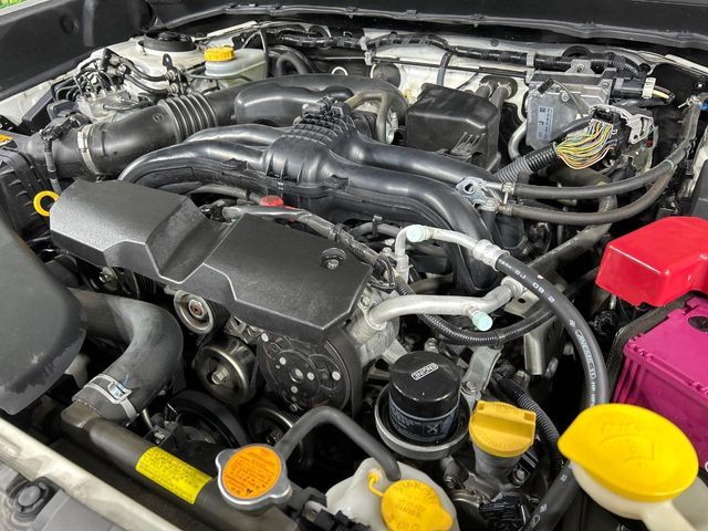 SUBARU FORESTER 2012