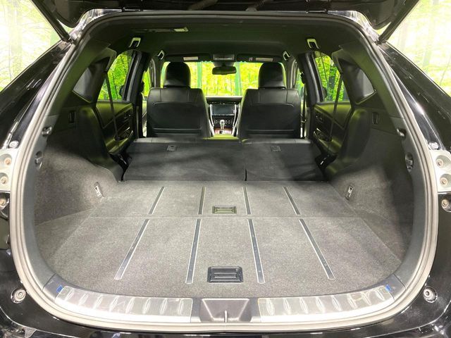 TOYOTA HARRIER 2WD 2017