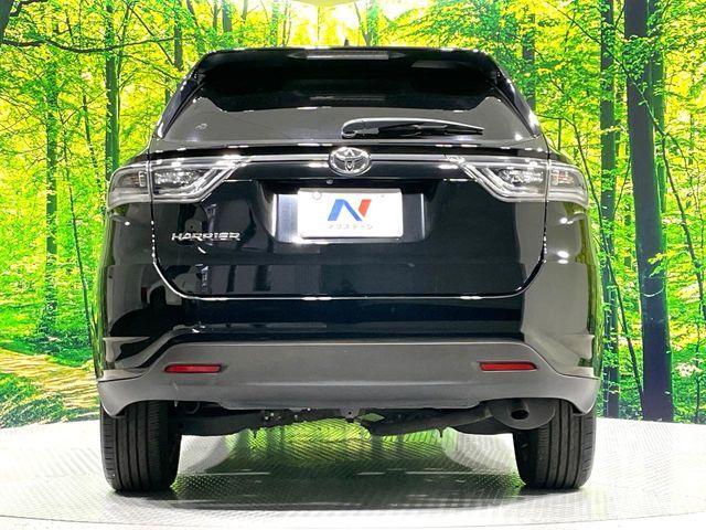 TOYOTA HARRIER 2WD 2017