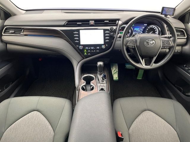 TOYOTA CAMRY HYBRID 2019