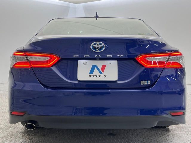 TOYOTA CAMRY HYBRID 2019