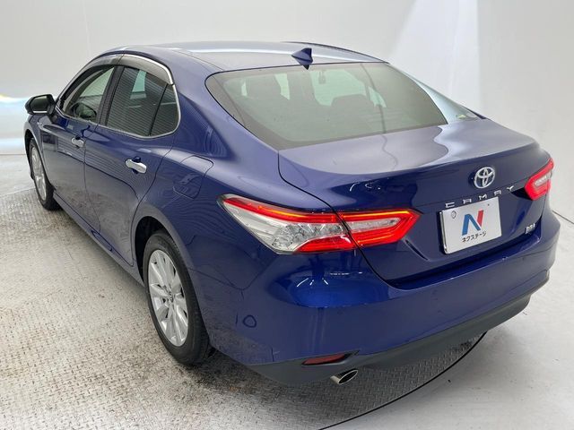 TOYOTA CAMRY HYBRID 2019