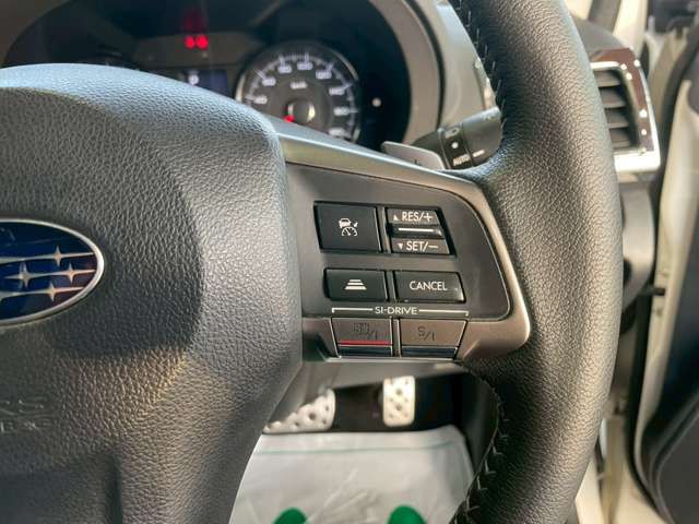 SUBARU FORESTER 2015