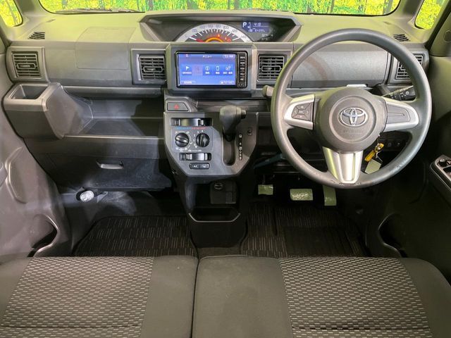 TOYOTA PIXIS MEGA 2016