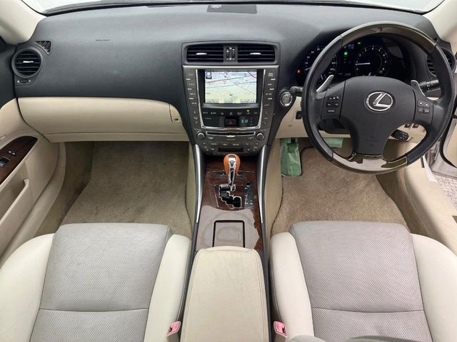 TOYOTA LEXUS IS250C 2009