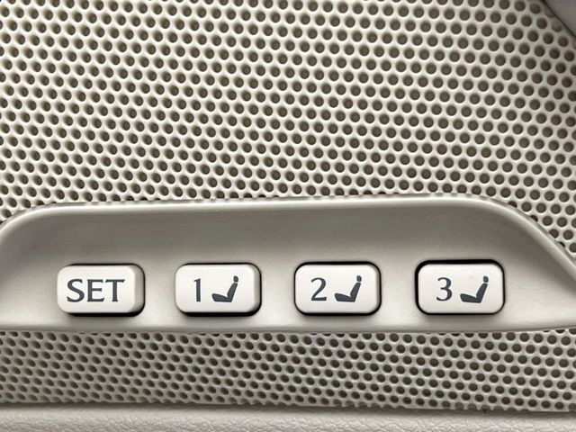 TOYOTA LEXUS IS250C 2009