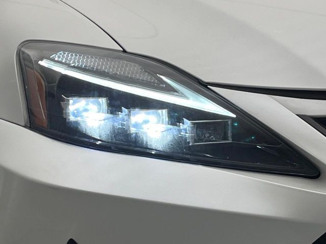 TOYOTA LEXUS IS250C 2009