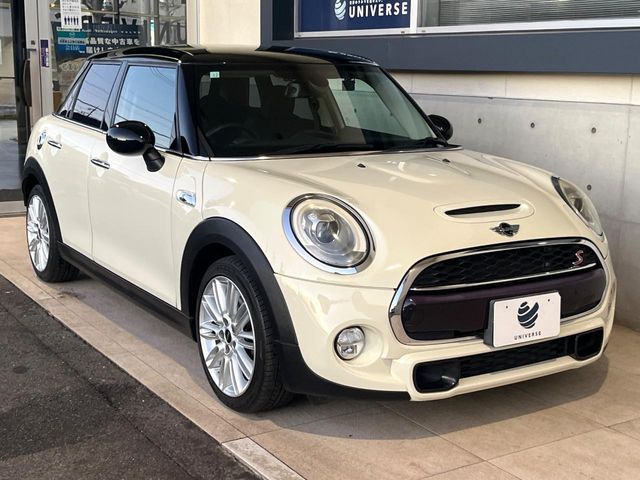BMW BMW MINI COOPER S 5DOOR 2018