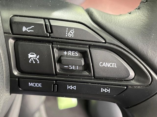 TOYOTA YARIS CROSS HYBRID 2021