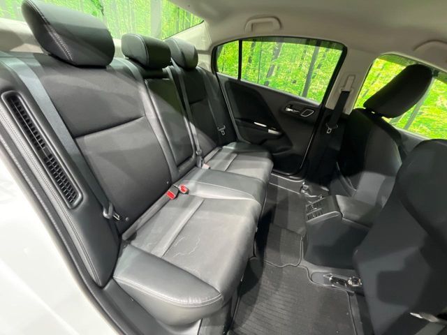 HONDA GRACE HYBRID 2015