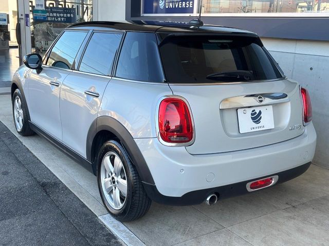 BMW MINI COOPER D 5DOOR 2020