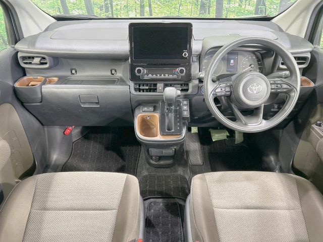 TOYOTA SIENTA HYBRID 2023