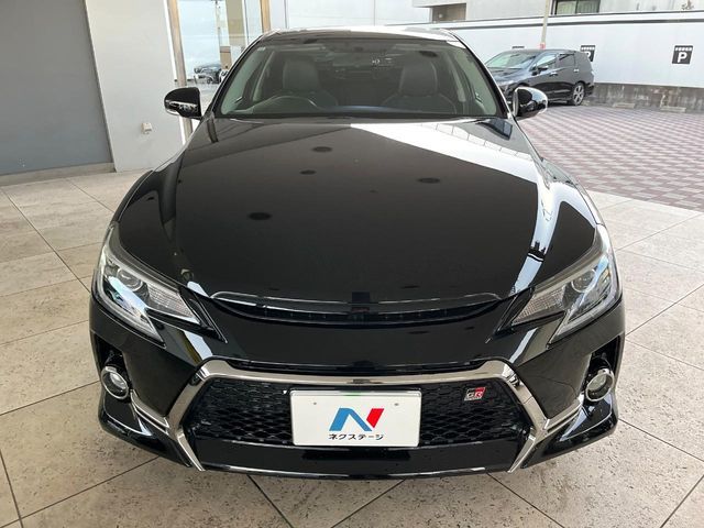 TOYOTA MARK X 2019