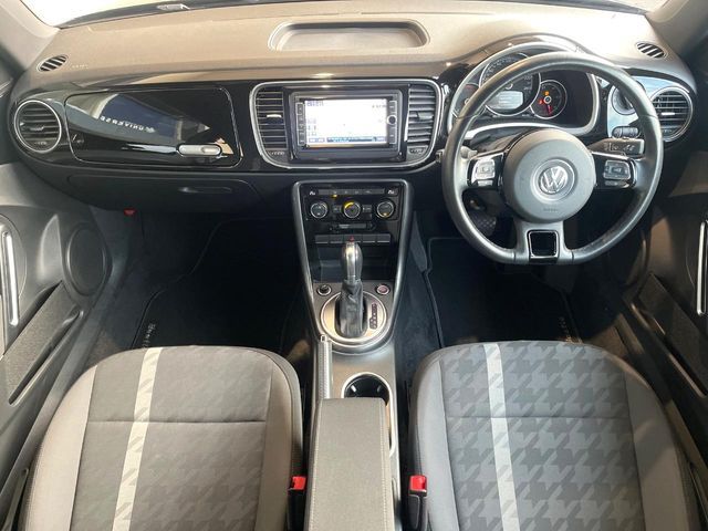 VOLKSWAGEN VOLKSWAGEN The BEETLE 2019