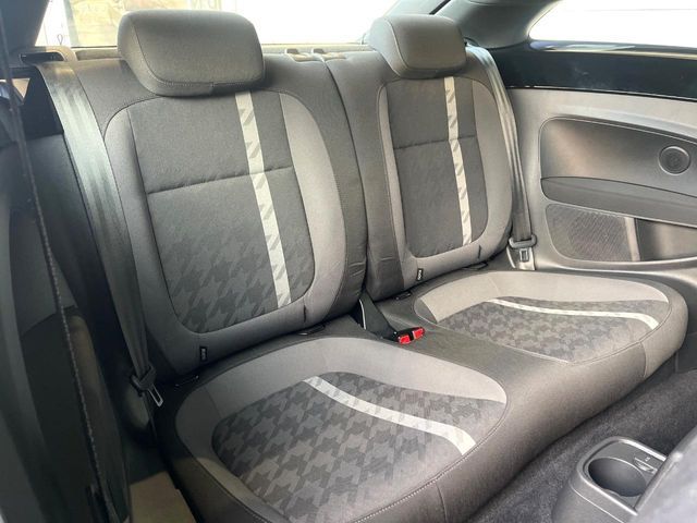 VOLKSWAGEN VOLKSWAGEN The BEETLE 2019