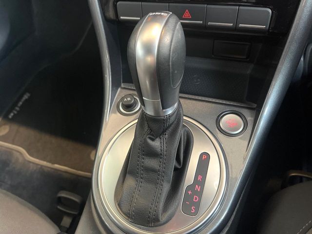 VOLKSWAGEN VOLKSWAGEN The BEETLE 2019